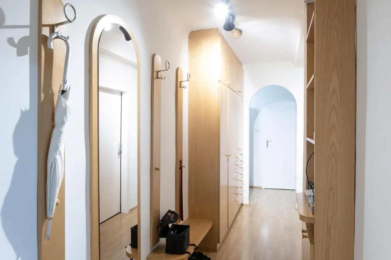 City Smart Home, Hi-End Services, Media Streaming Vídeň